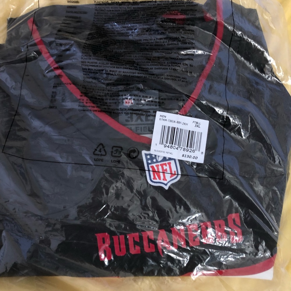 NFL Tampa bay buccaneers 12 Tom Brady jersey 3x new in bag
